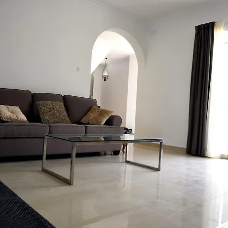 Luxury With Pool בית נופש Bahar ic-Caghaq